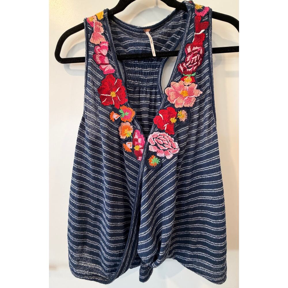 Free People Frida Embroidered Striped Tank Navy Womens Small Floral Flattering - Picture 3 of 9